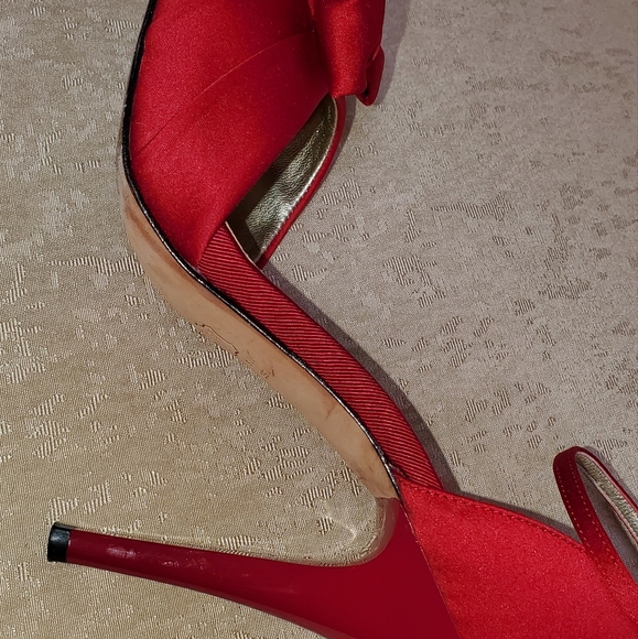 Satin heels - Picture 5 of 9